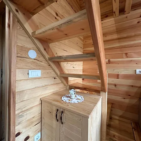 Brvnara Panda Tara Chalet *